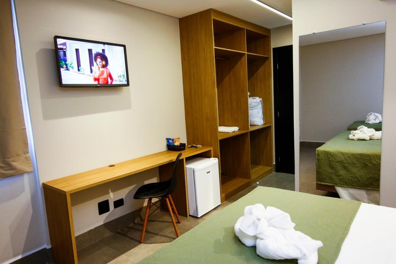 Neo Park Hotel Maringa Luaran gambar