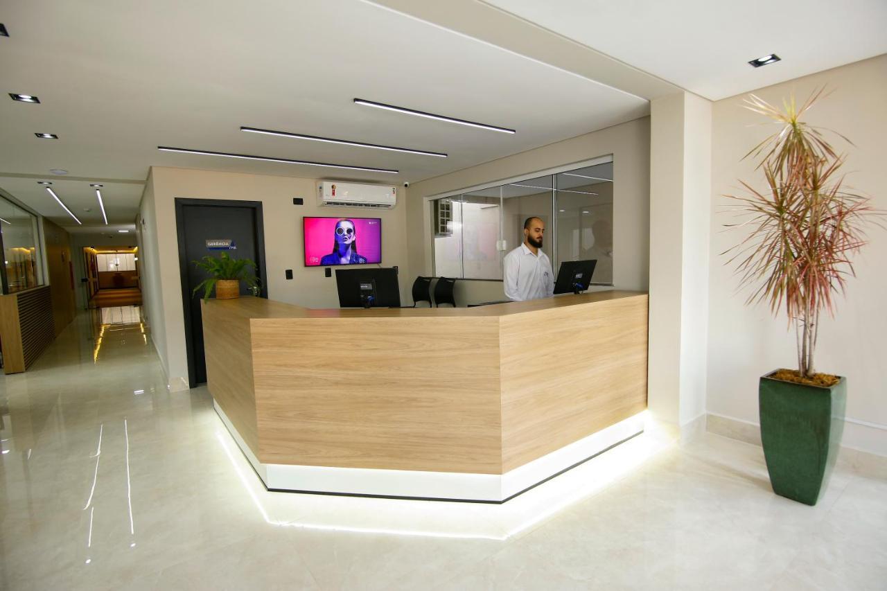 Neo Park Hotel Maringa Luaran gambar