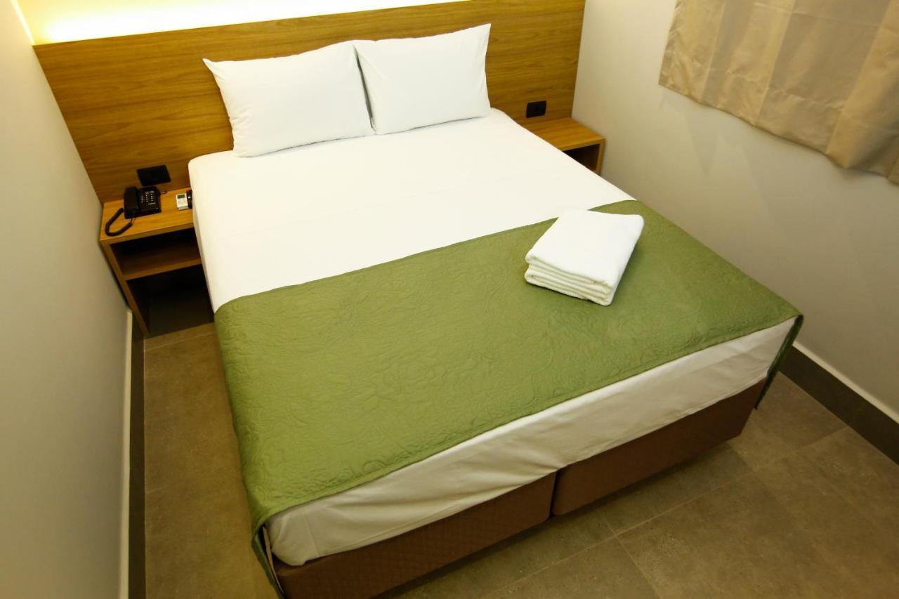 Neo Park Hotel Maringa Luaran gambar